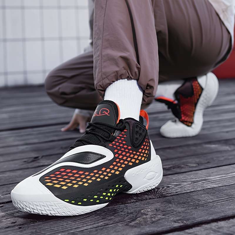 Sneakers Black And White Size Uk 7