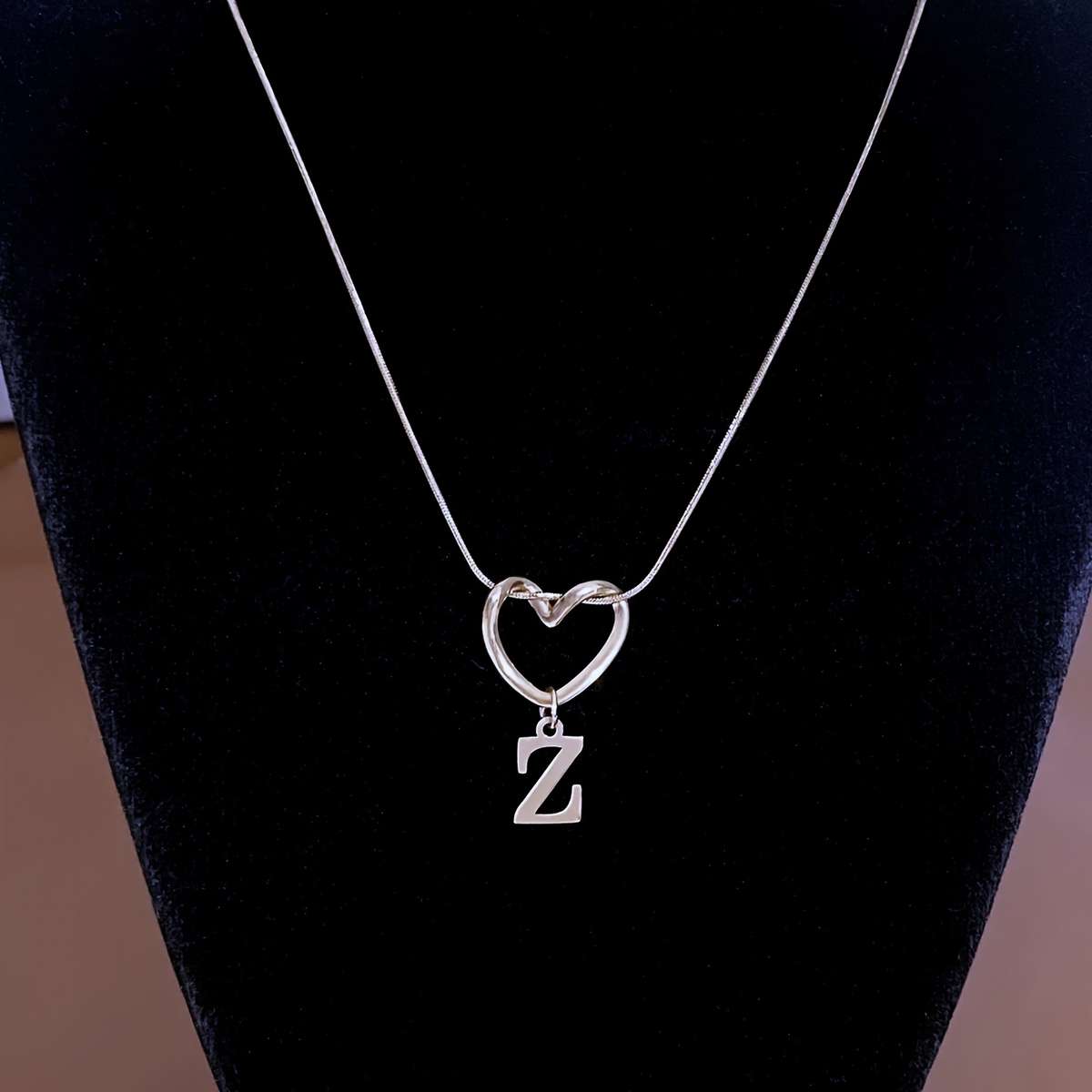 Zinc Alloy Heart Shaped Pendant Silvery