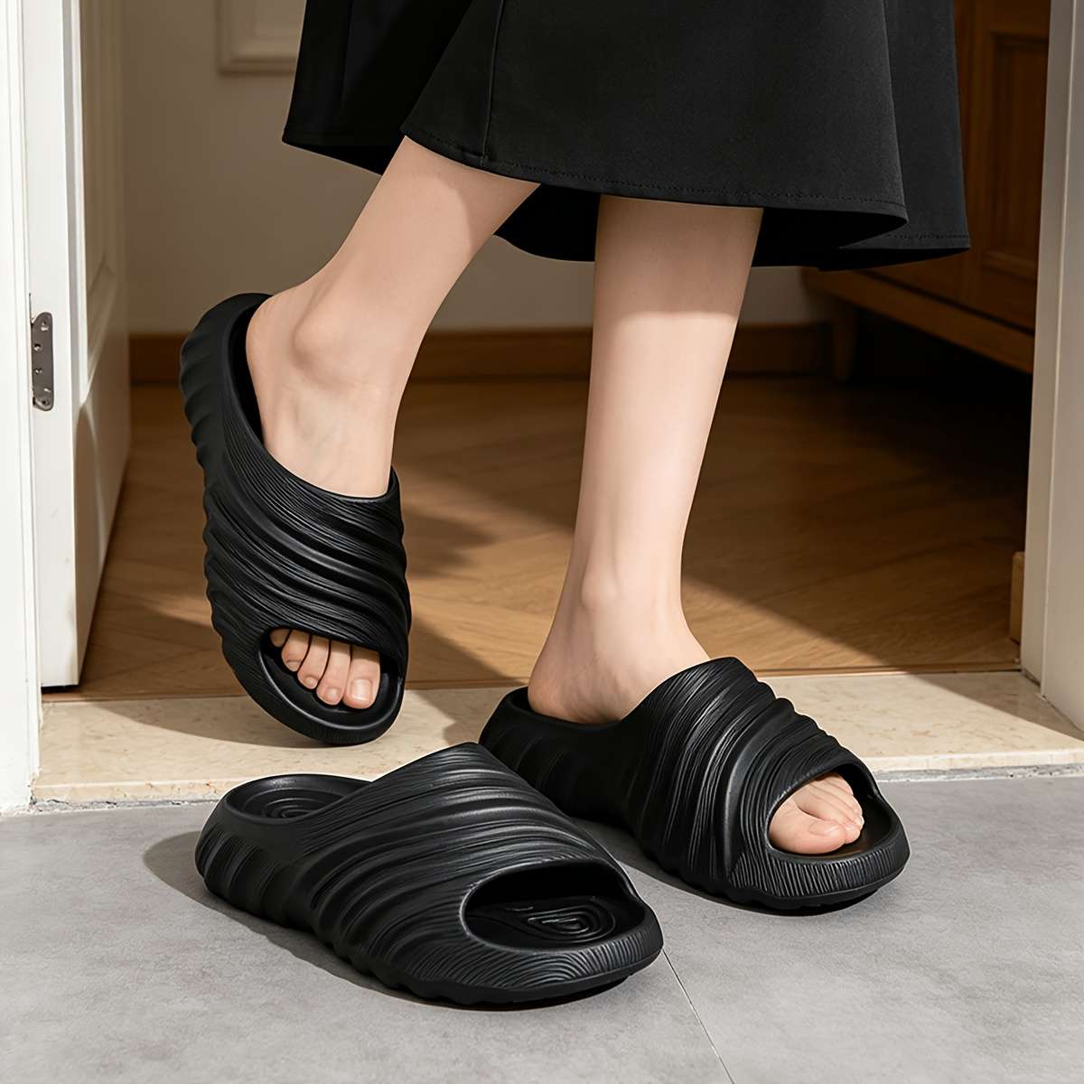 Sandals Color Black Size Uk 9.5 10