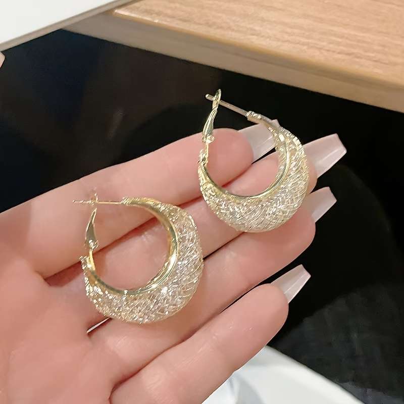 Women S Earrings Color Golden