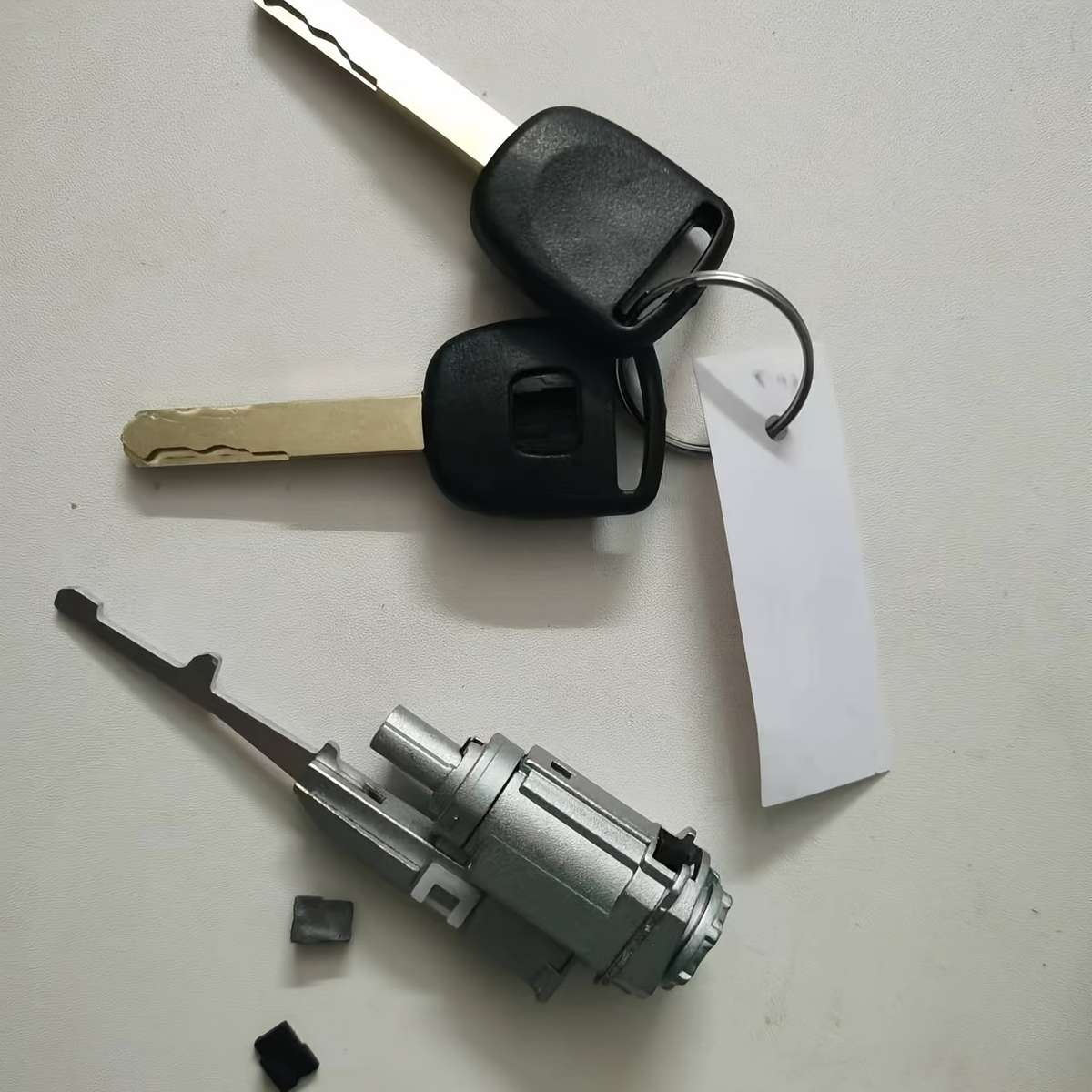 Car Lock Items Lock Cylinder  2 Keys
