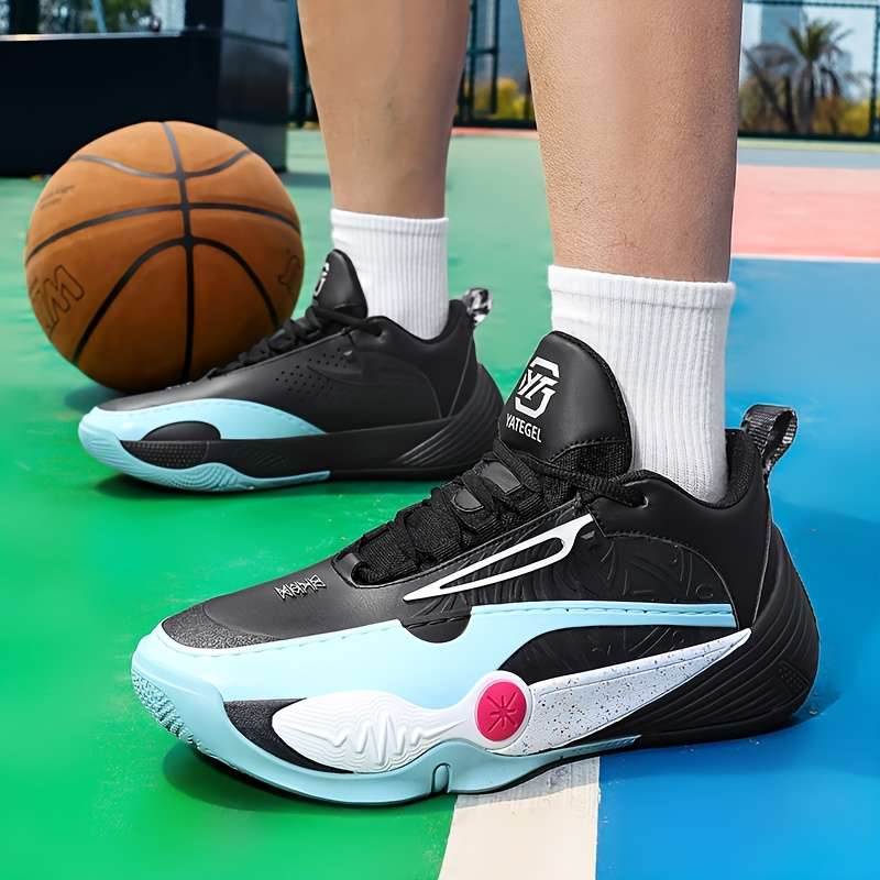 Sneakers Black Size Uk 7