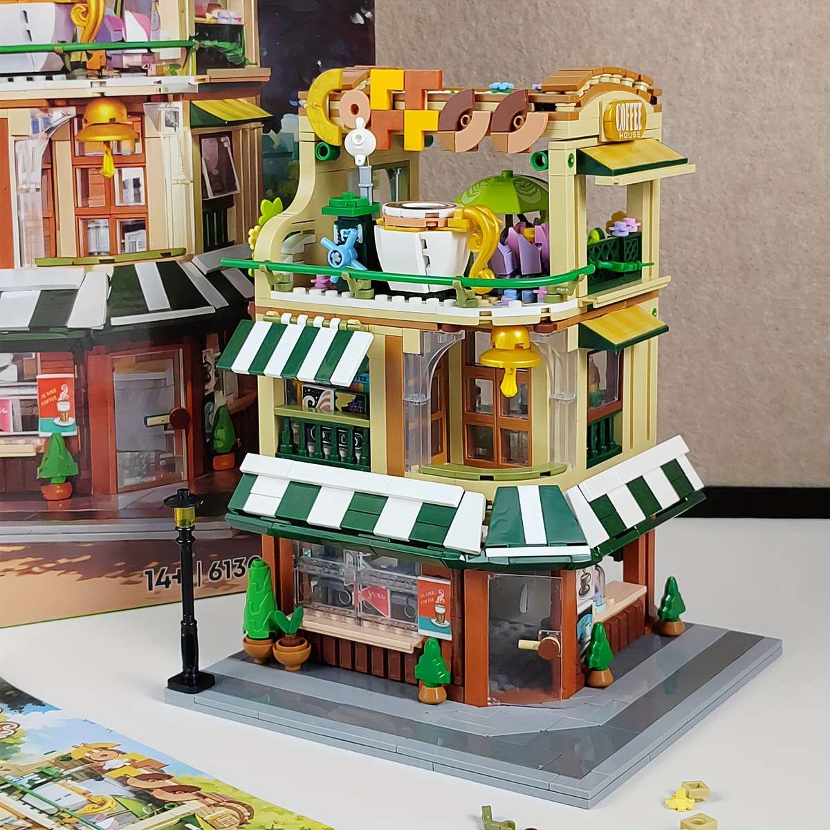 Building Toy Architectural Model Toy Set Style 613031 Floral Breeze Villa  998Pcs