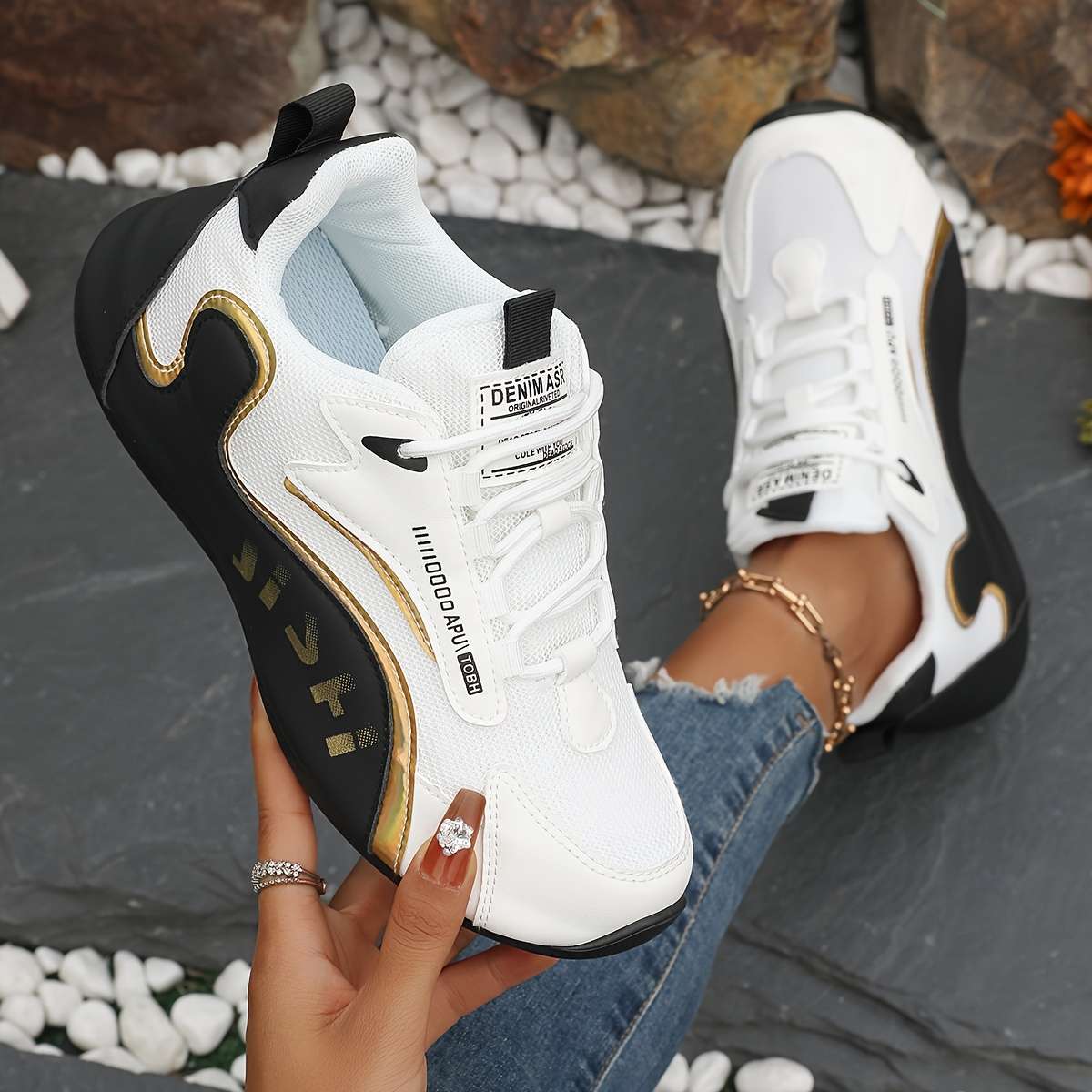Women S Sneakers Color White Sizeuk 7