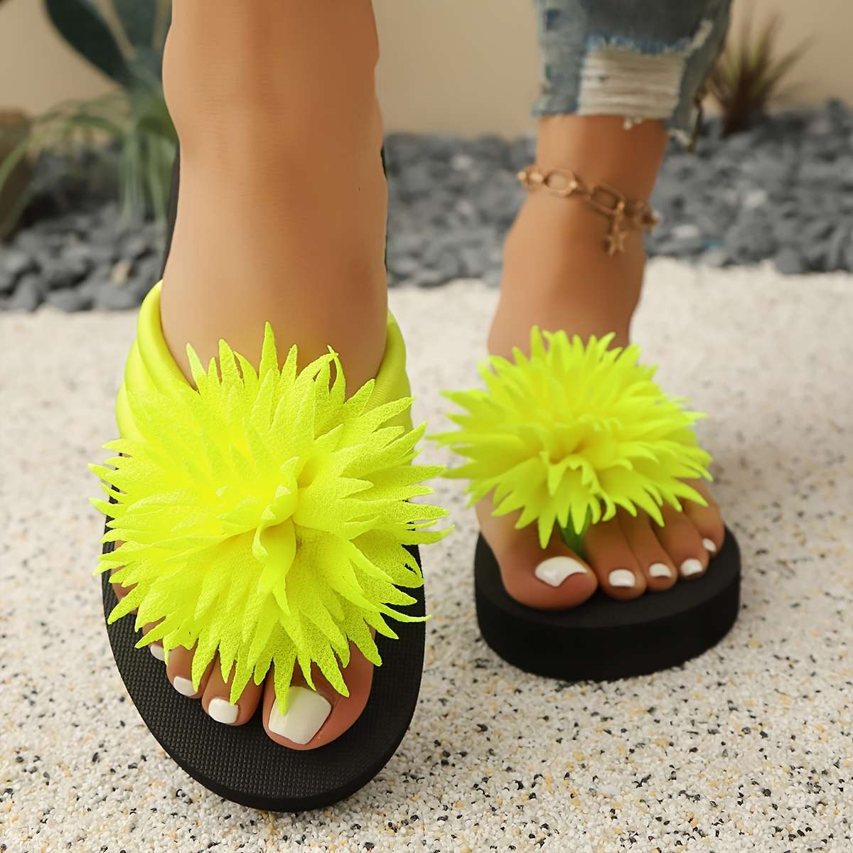 Ladies Summer Flip Flops Fluorescent Yellow Uk 7