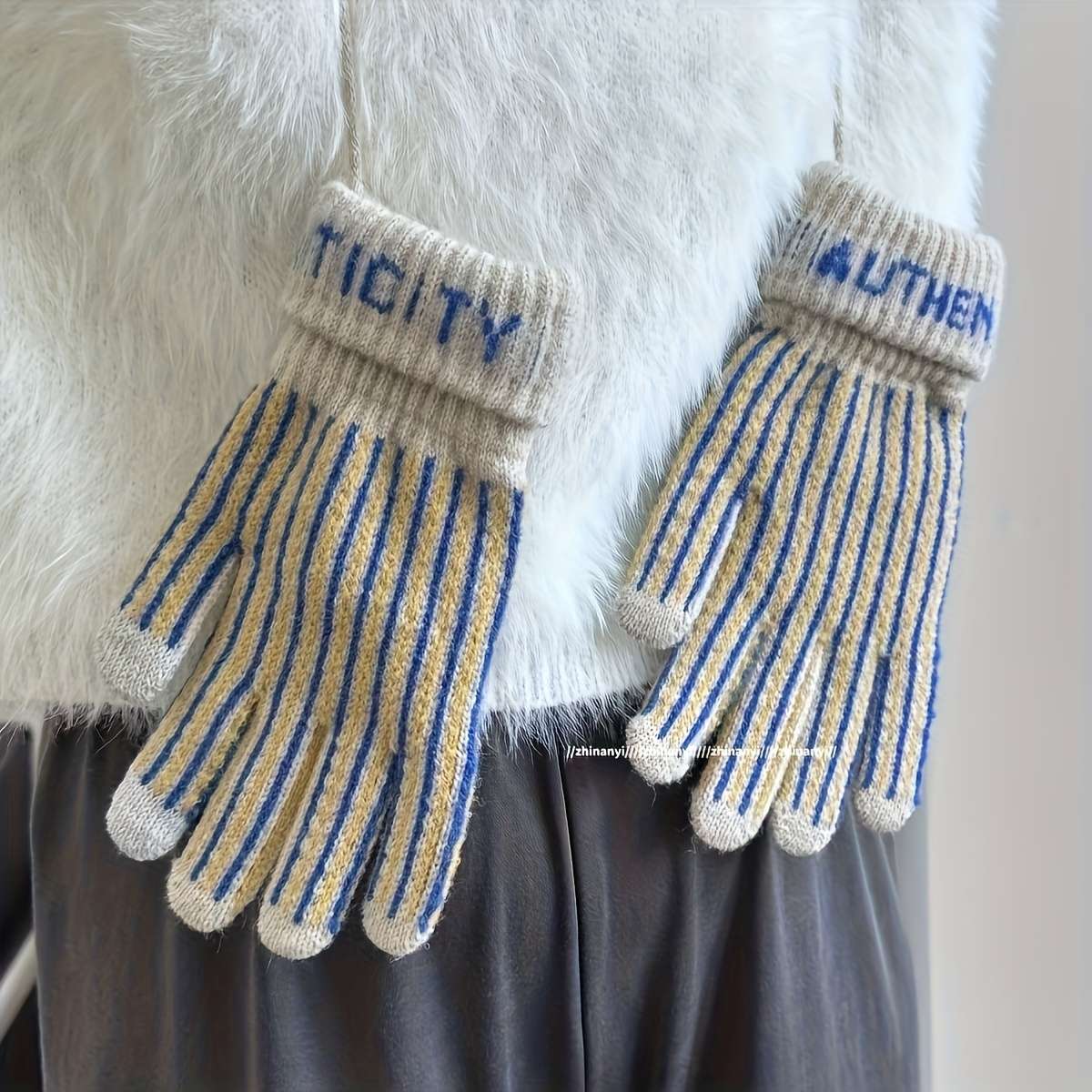 Gloves Quantity 2Pcs