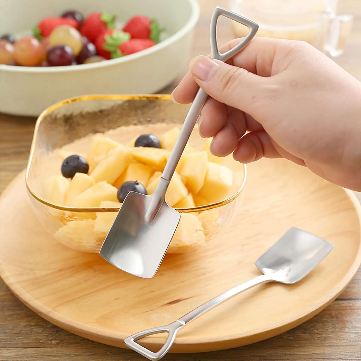 8pcs set Dessert Spoons 8 Stainless Steel Spoons Ice Cream Fruit Spoons Suitable For Home Fr