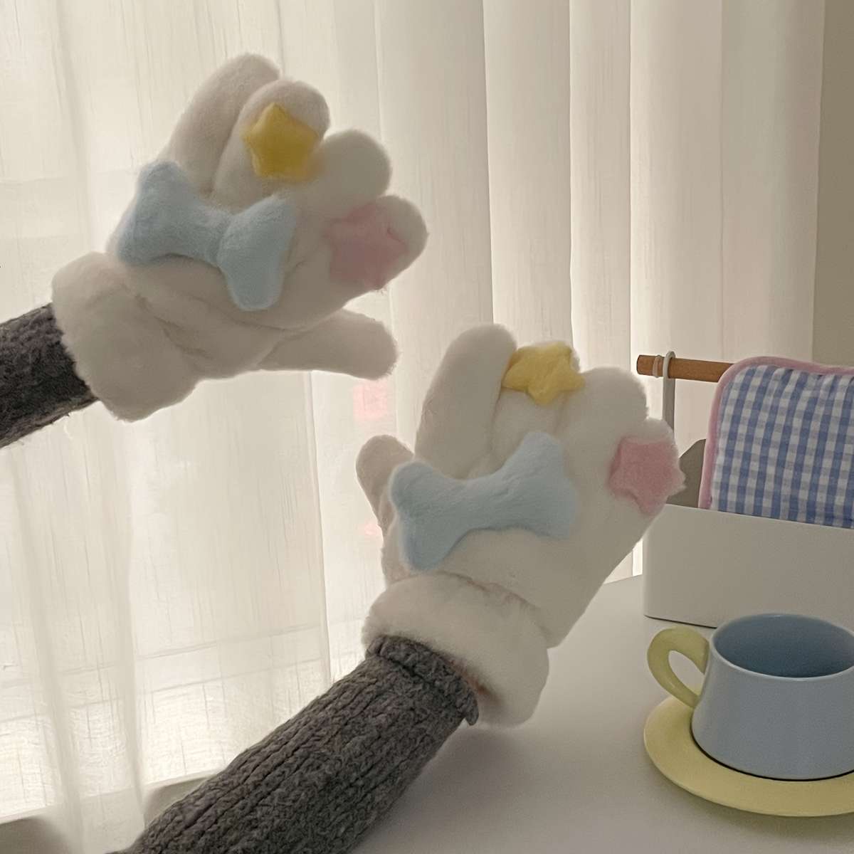 Gloves Color White Modelfive-Finger Bone Gloves