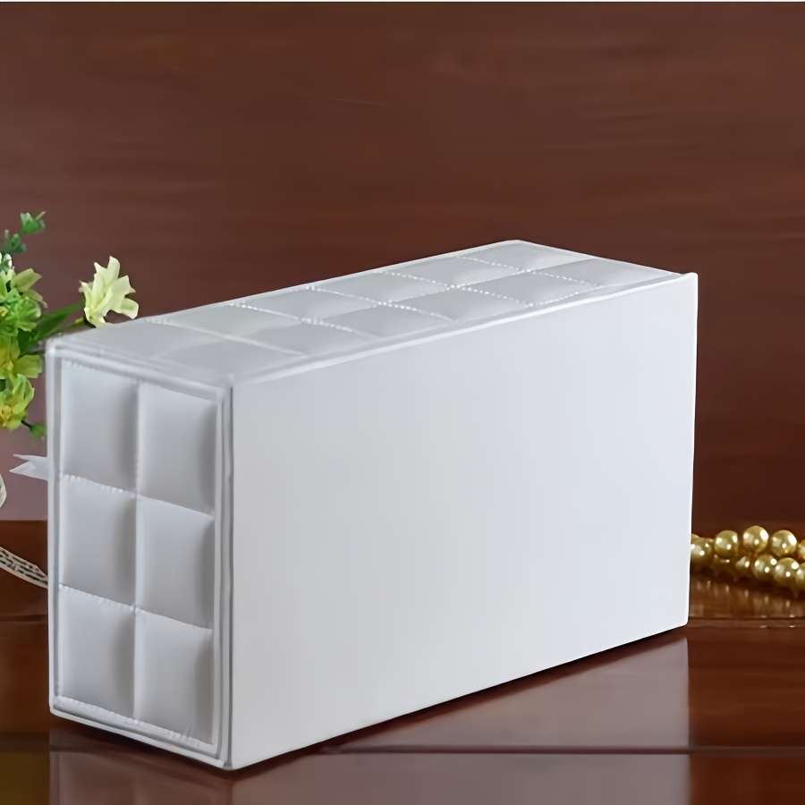 Car Tissue Box Color White Size 25.15 X 13.72 Cm is Rectangular