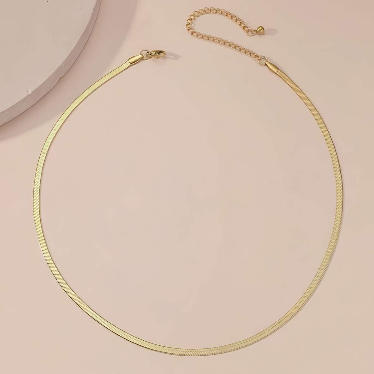 Minimalist Silver Plated Women Minimalist Flat Snake Bone Necklace Clubwear