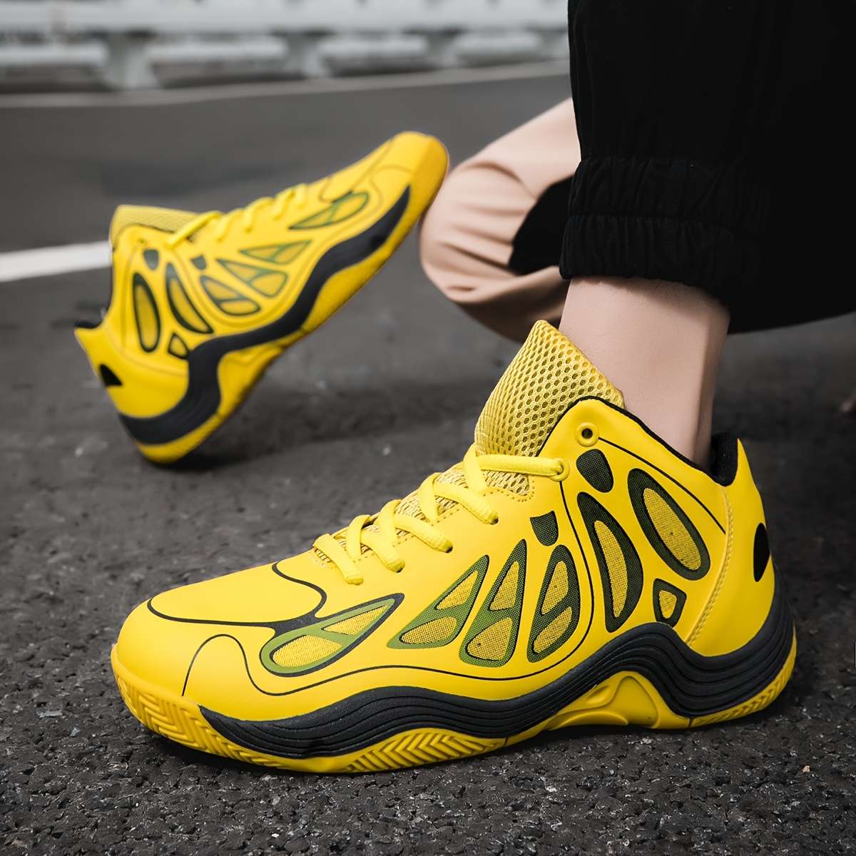 Basketball Shoes Color Yellow Sizeuk 8.5