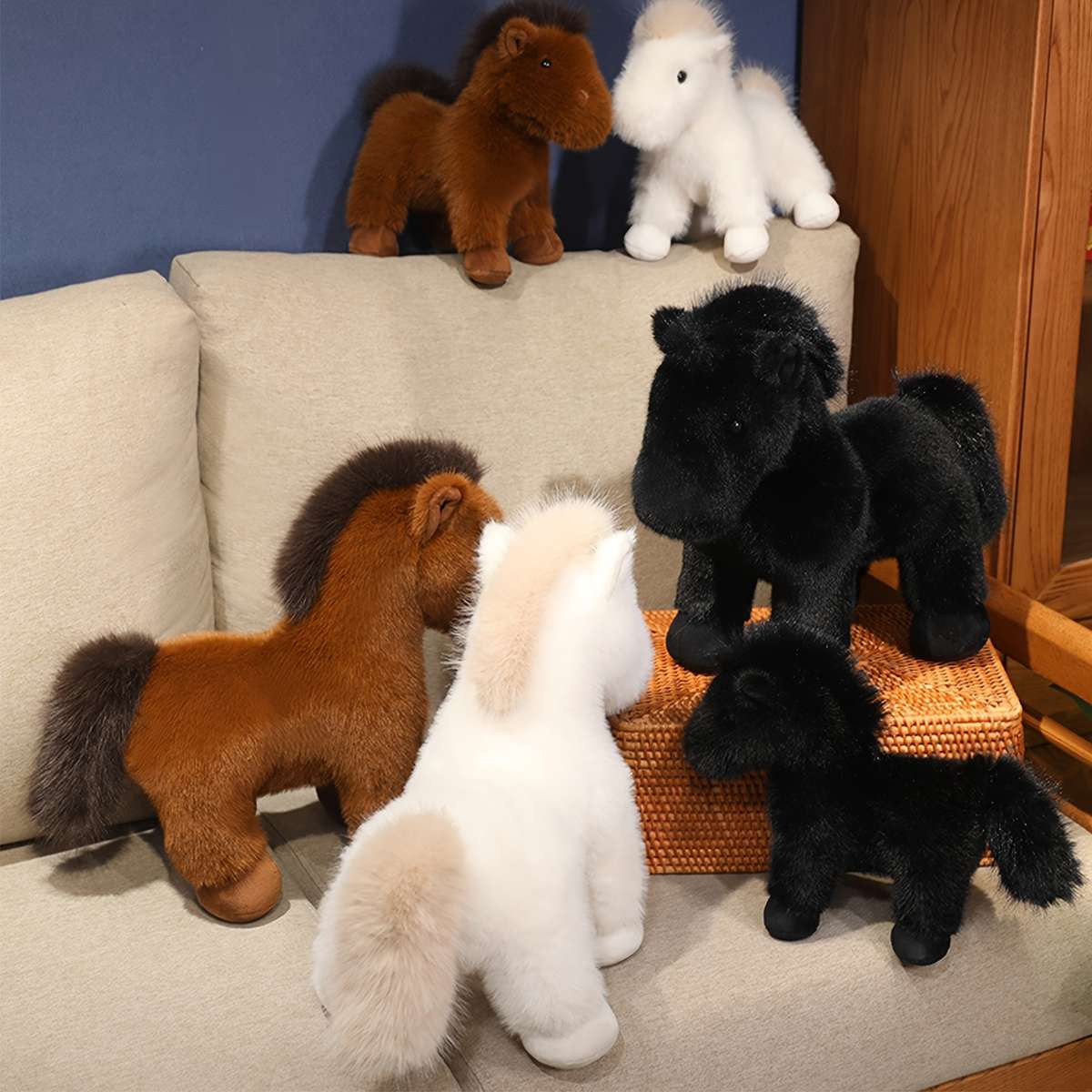 Plush Toyss color Brown