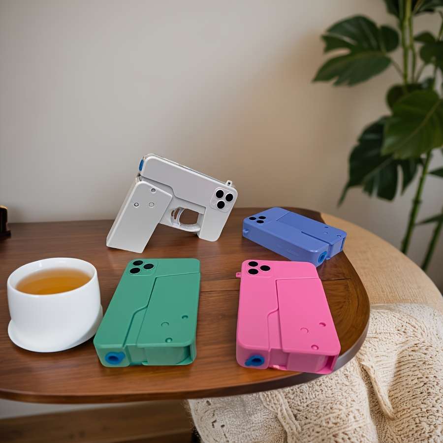 Toy Guns Items White Add Green   2 Pcs