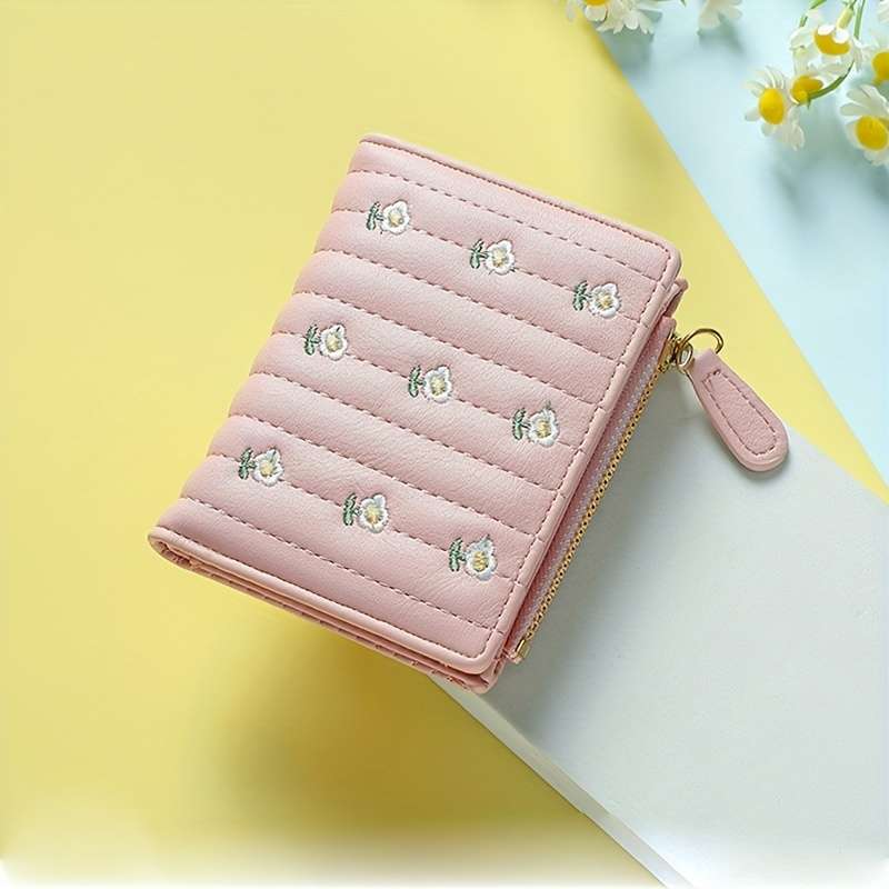 Chic Retro Floral Womens Walletcompact Two-Fold Design With Multiple Card Slots Lightweigh