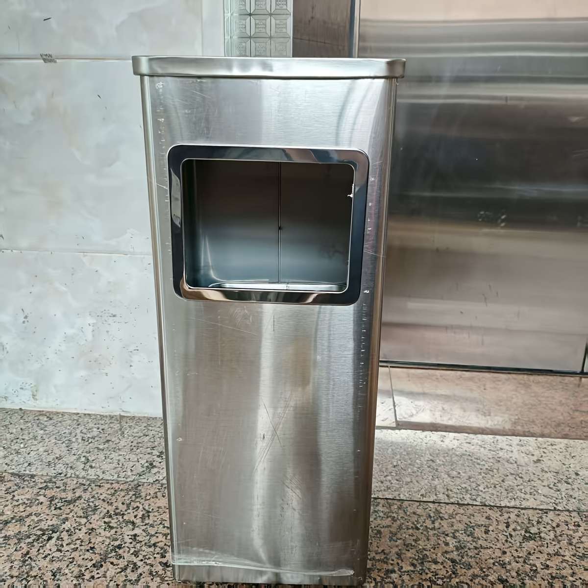 Garbage Can Color Black Rectangle 1 Pc
