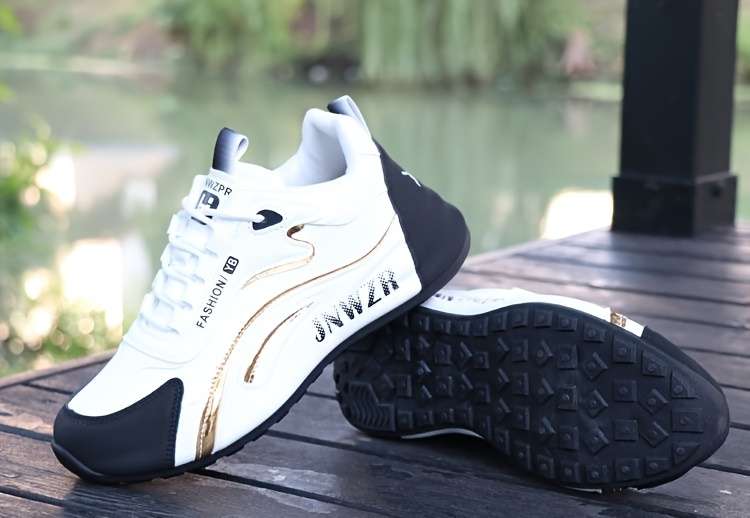 Women S Sneakers Color Black In White Sizeuk 6.5