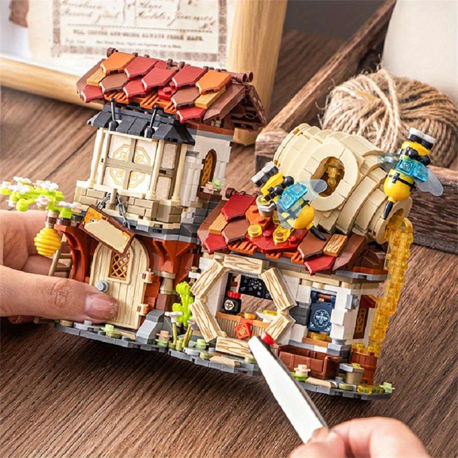 3D Building Model Puzzle Set Style Honeybee House