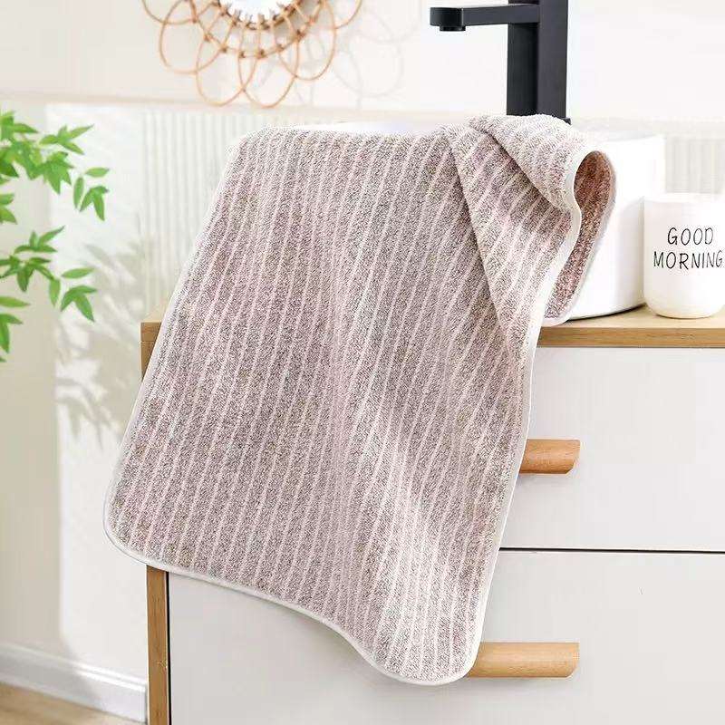 Towel Color 4Pcs Random Color