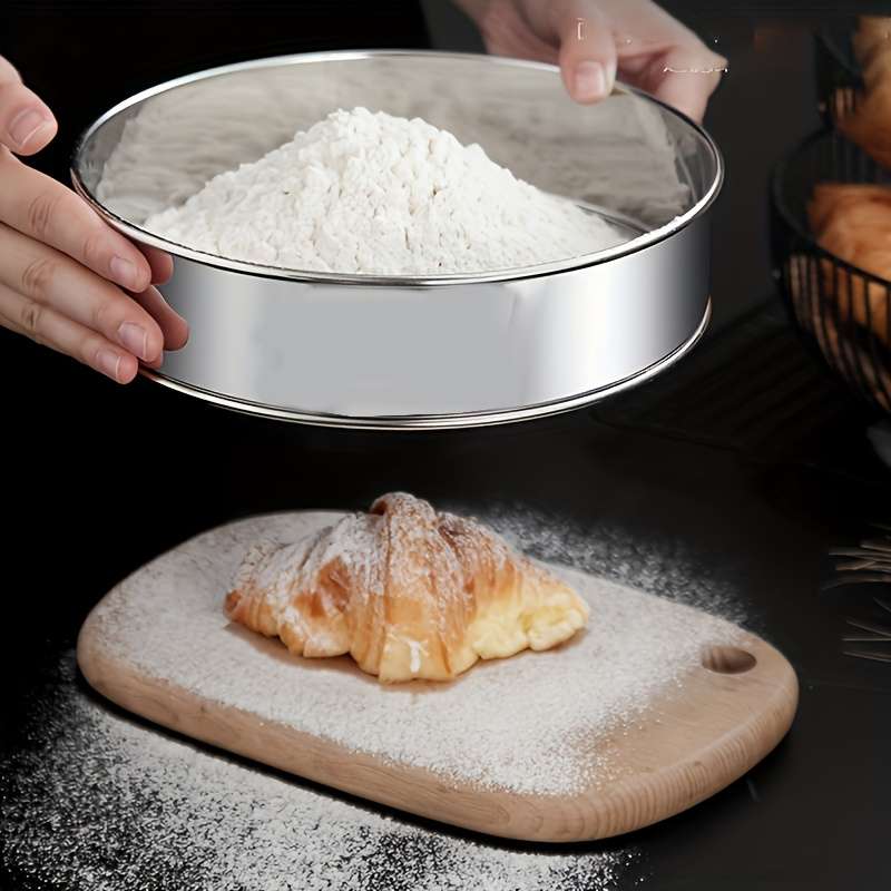 Kitchenware Model Flour Sieve