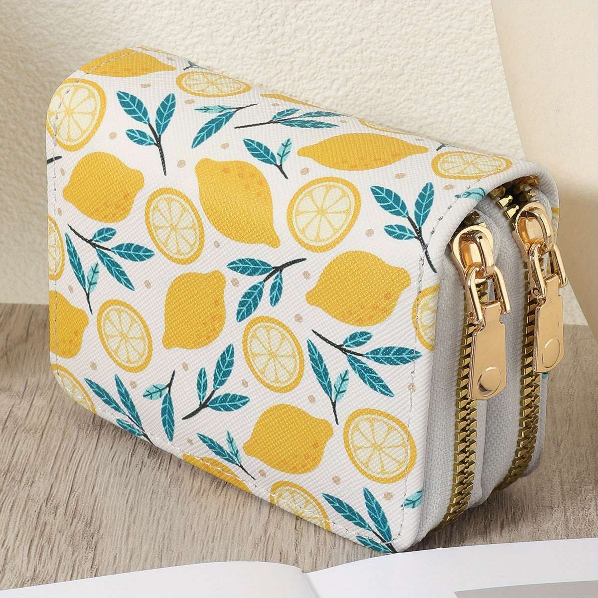 Lemon Print Stylish Credit Card Holder With Double-Layer Zipper Lightweight Wallet Vibrant Y