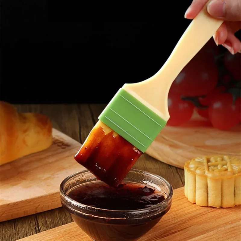 Baking Brush Color Green Quantity 3Pcs