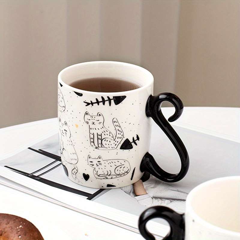 Water Cup Color White Chubby Cat