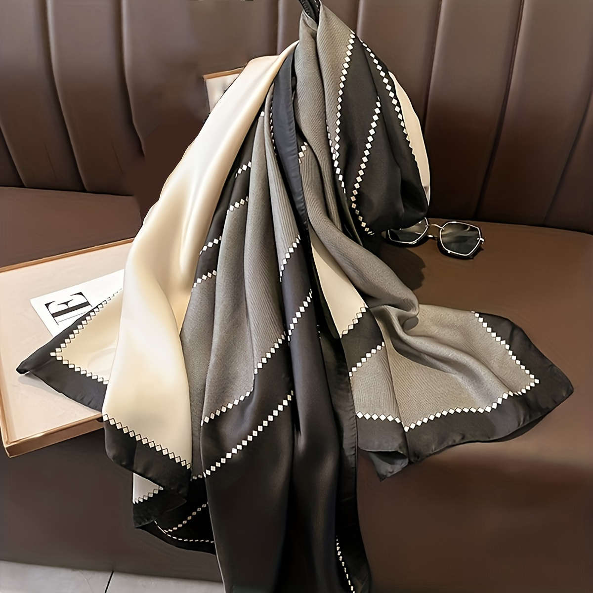 Scarf Color Black