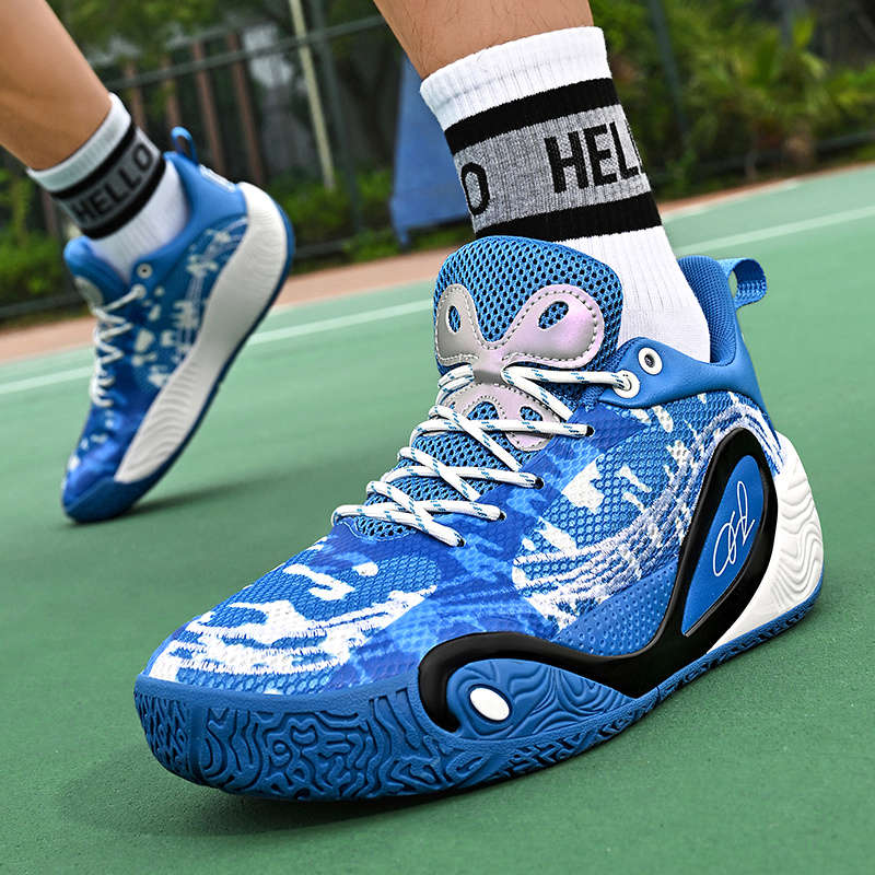 Sneakers Blue Size Uk 7