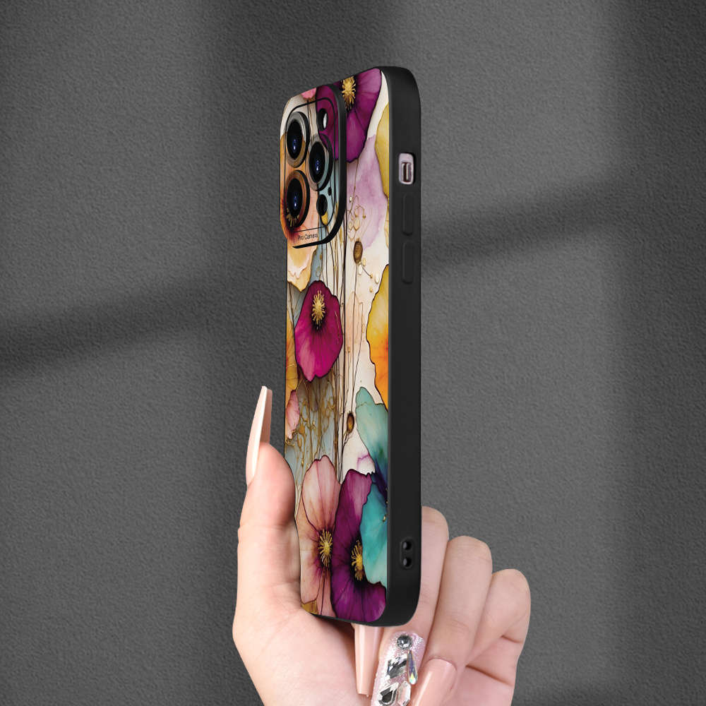 1Pc Black For iPhone 15 Retro Flower Phone Case