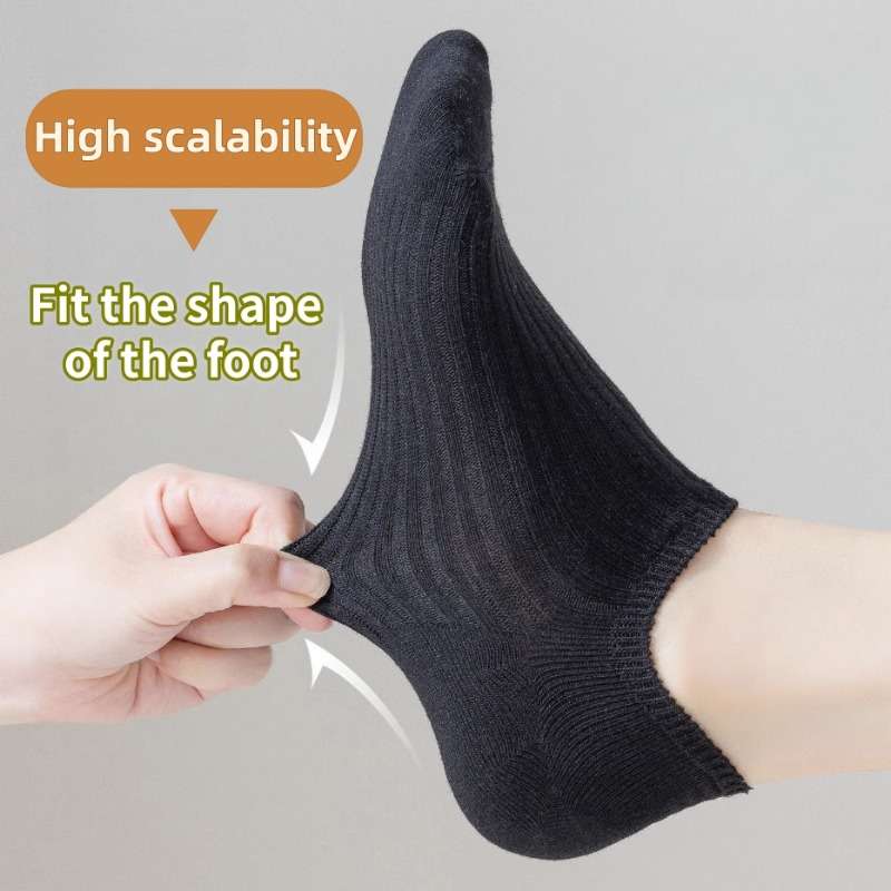 Women S Socks Color White Size Onesize