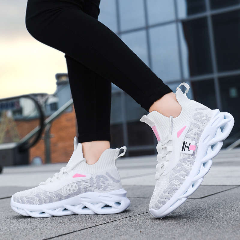 Women S Sneakers Color White Sizeuk 4