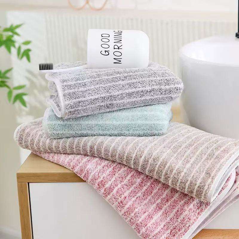 Towel Color 4Pcs Random Color