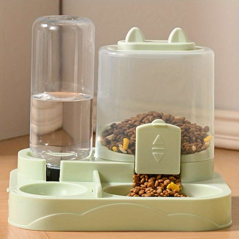 Pet supplies Model Green