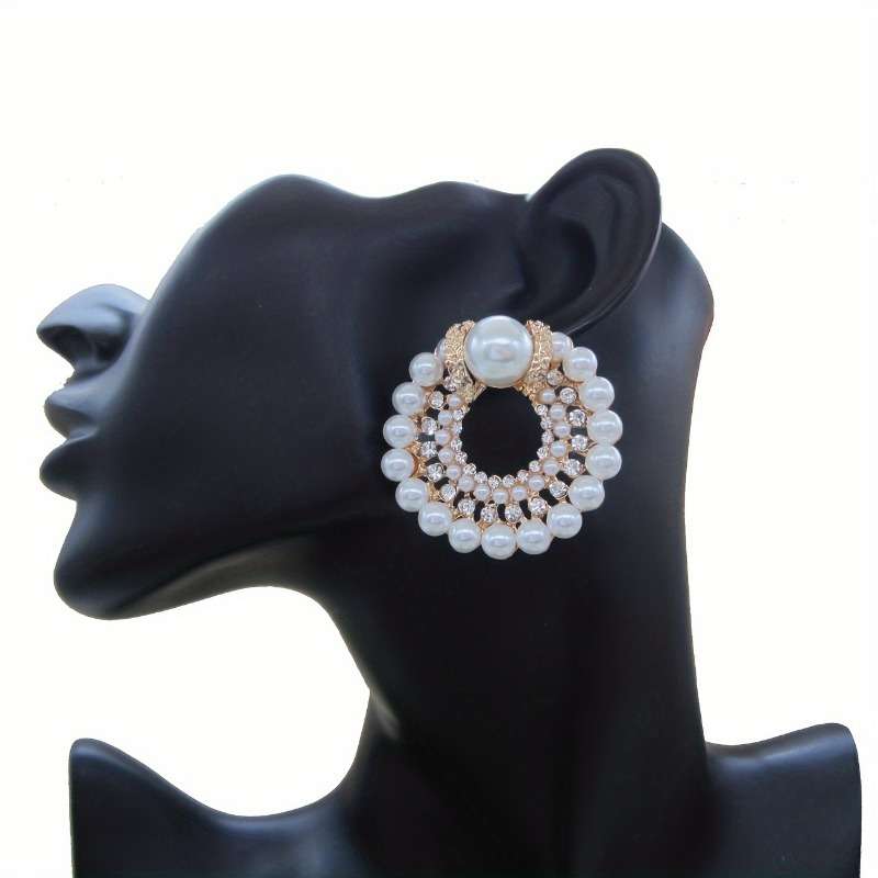 Women S Earrings Color Golden
