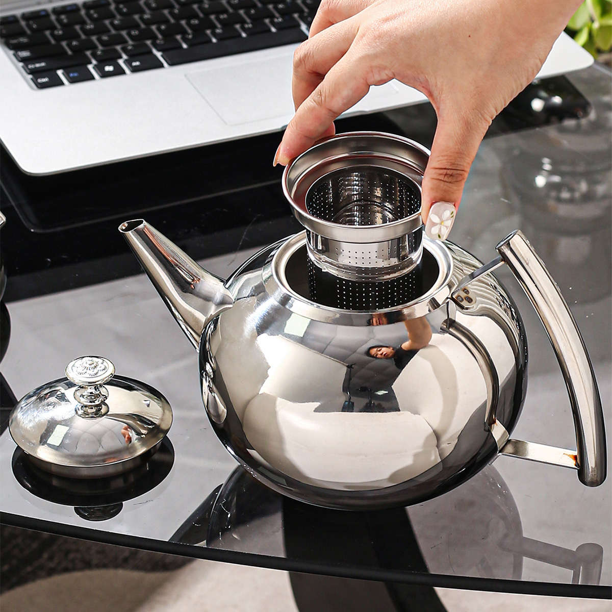 Kettle Color Small Silver Round Kettle With Large Handle