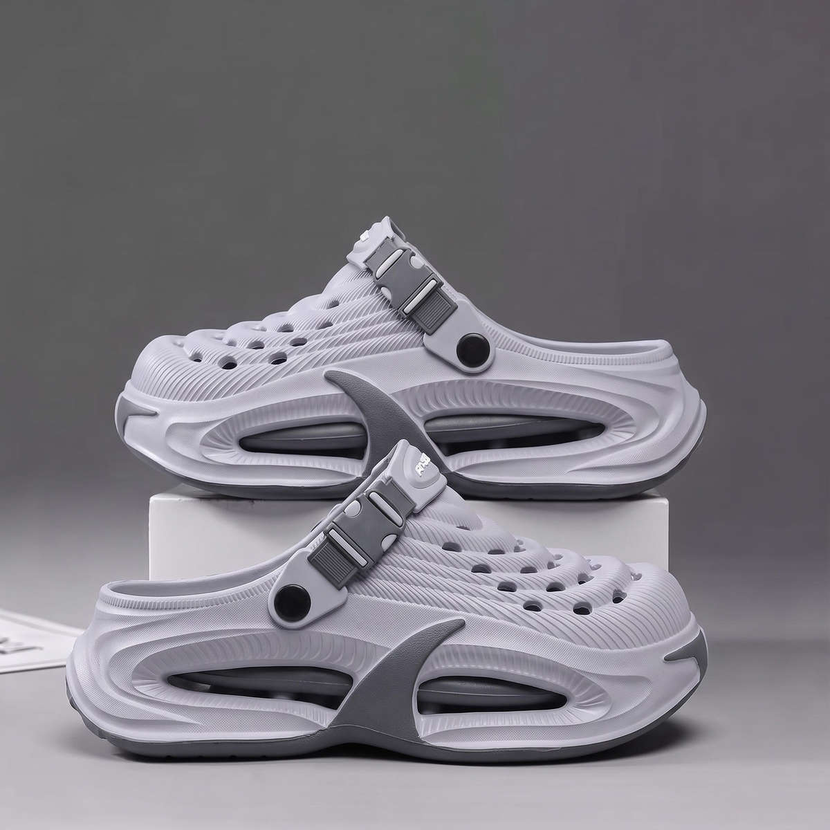 Sandals Color Grey Size Uk 8.5 9