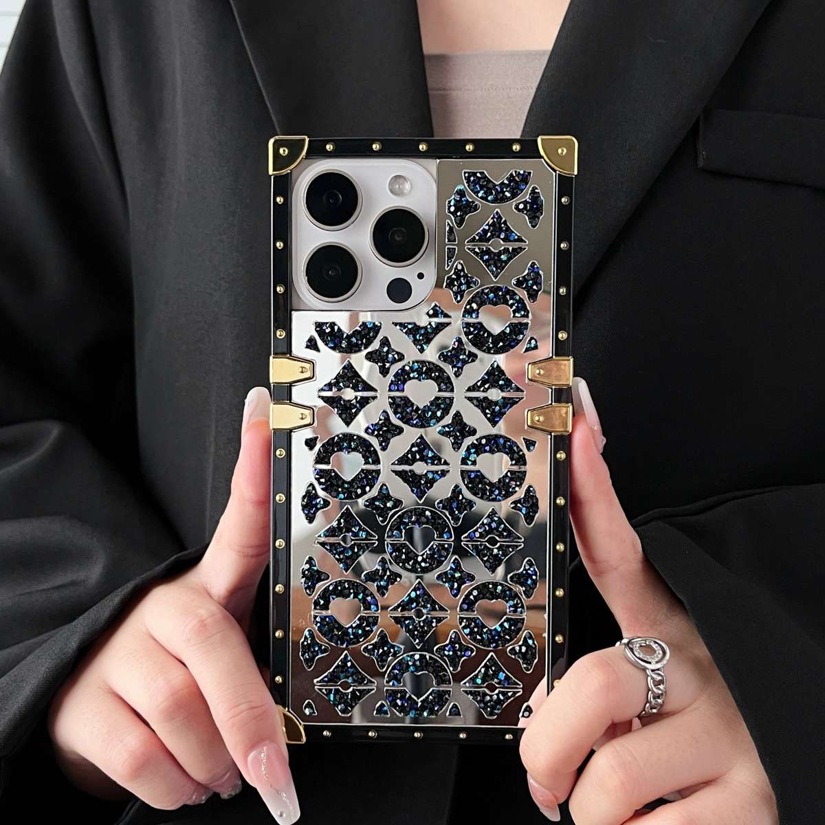 1Pc Black For iPhone 16 Plus Mirror Rhinestone Phone Case