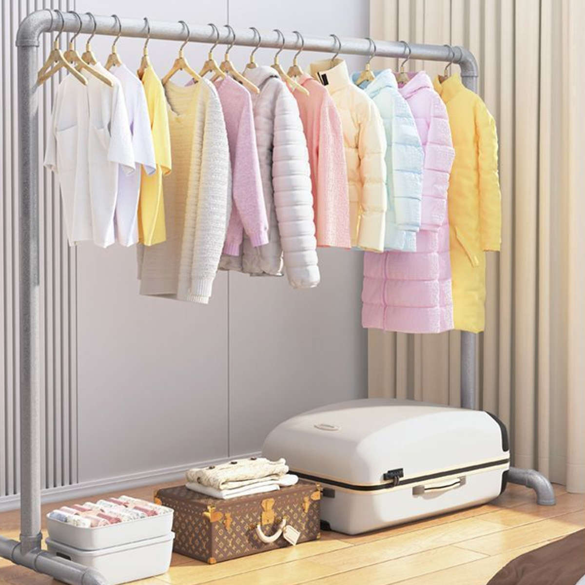 Clothes Rack Metal Coat Hanger Size 1 Meter In Length And 1.2 Meters In Height