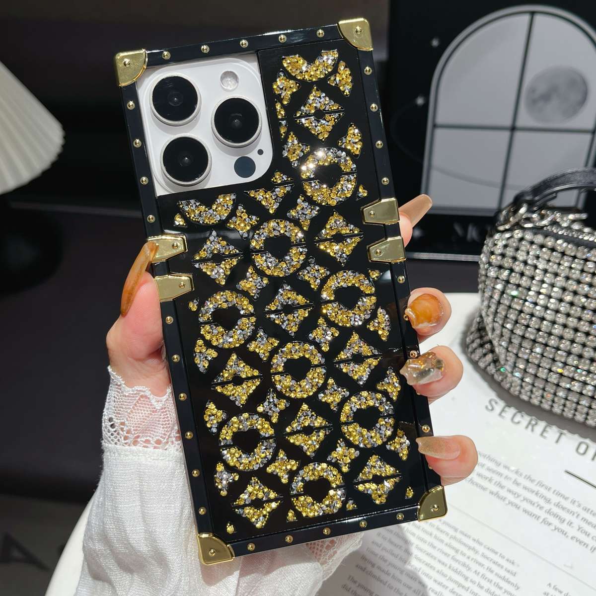1Pc Black For iPhone 16 Plus Mirror Rhinestone Phone Case