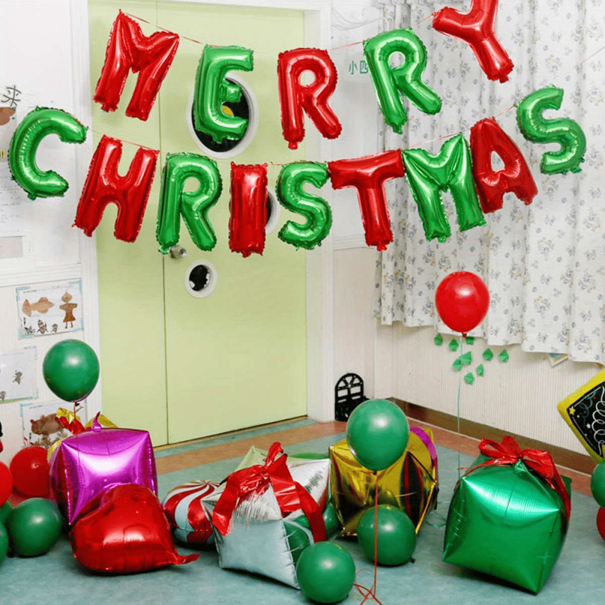 Christmas Gift Boxes Color 3 Random Color Gift Box Balloons