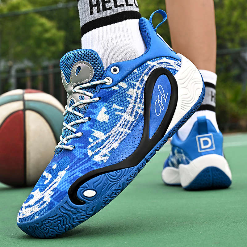 Sneakers Blue Size Uk 7