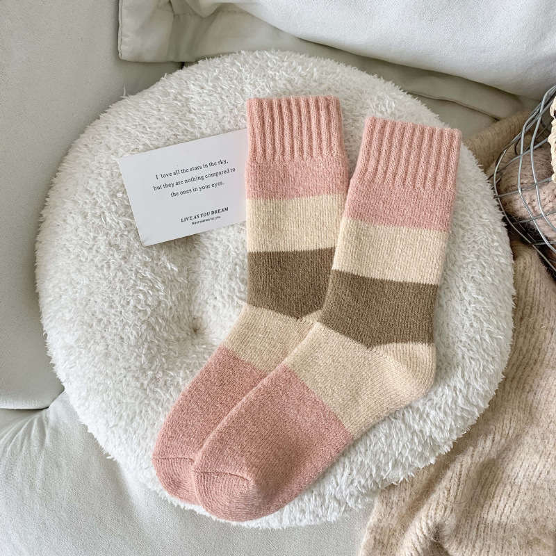 Women S Socks Color 5 Pairspink Twisted Doughnut Size Onesize