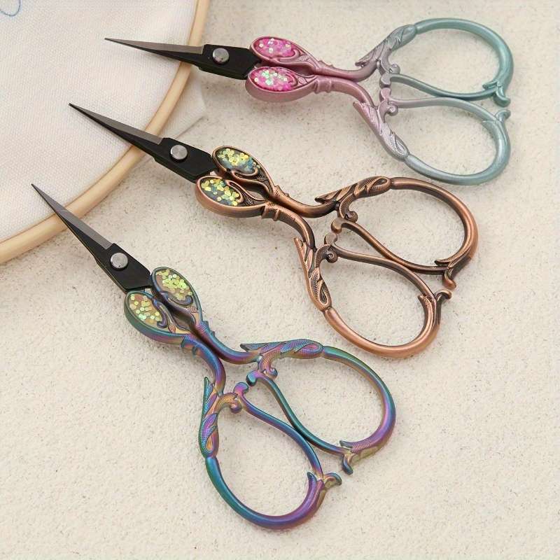 Scissors Color Titanium