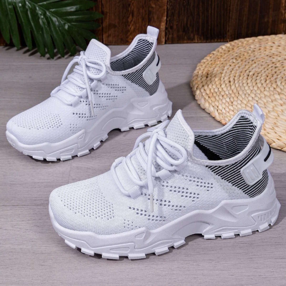 Women S Sneakers Color White Pink Sizeuk 6