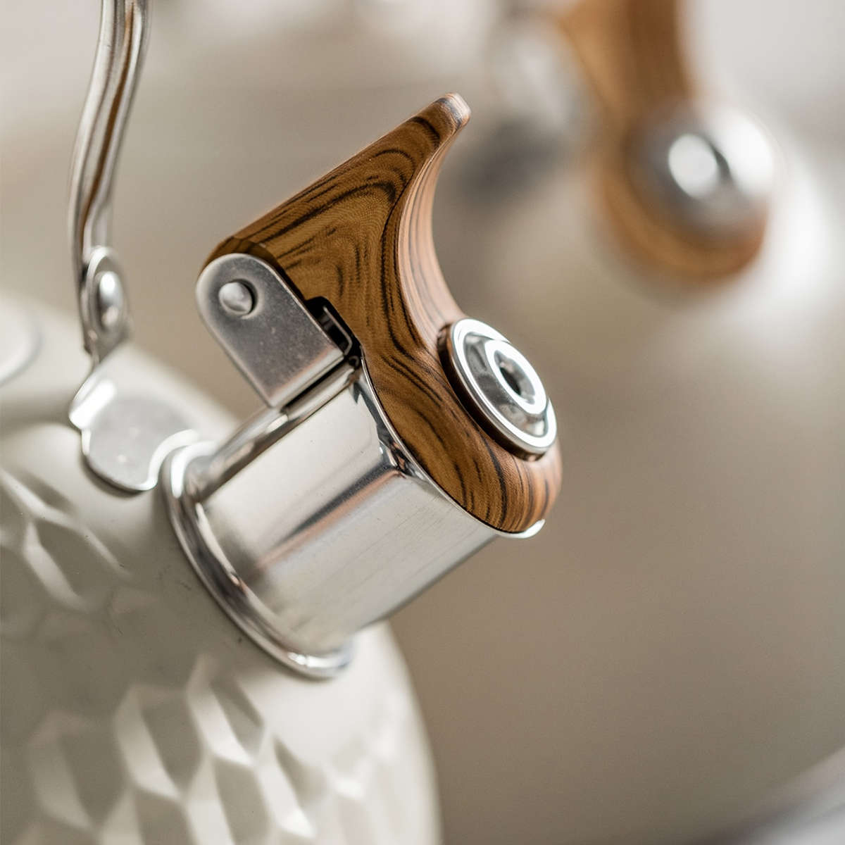 Kettle Color Light