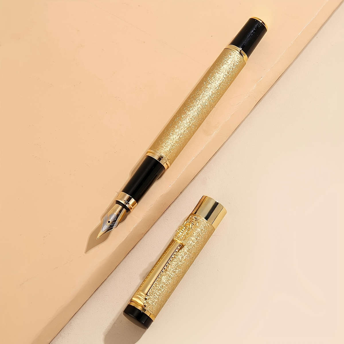 Pen color Silvery
