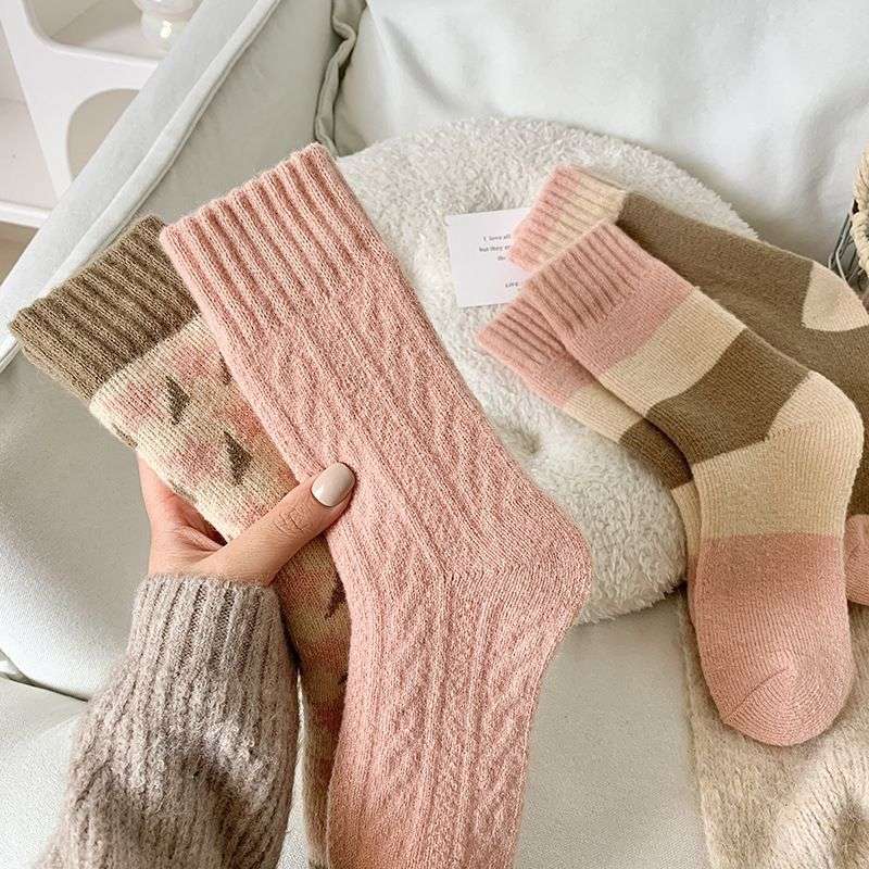 Women S Socks Color 5 Pairspink Twisted Doughnut Size Onesize