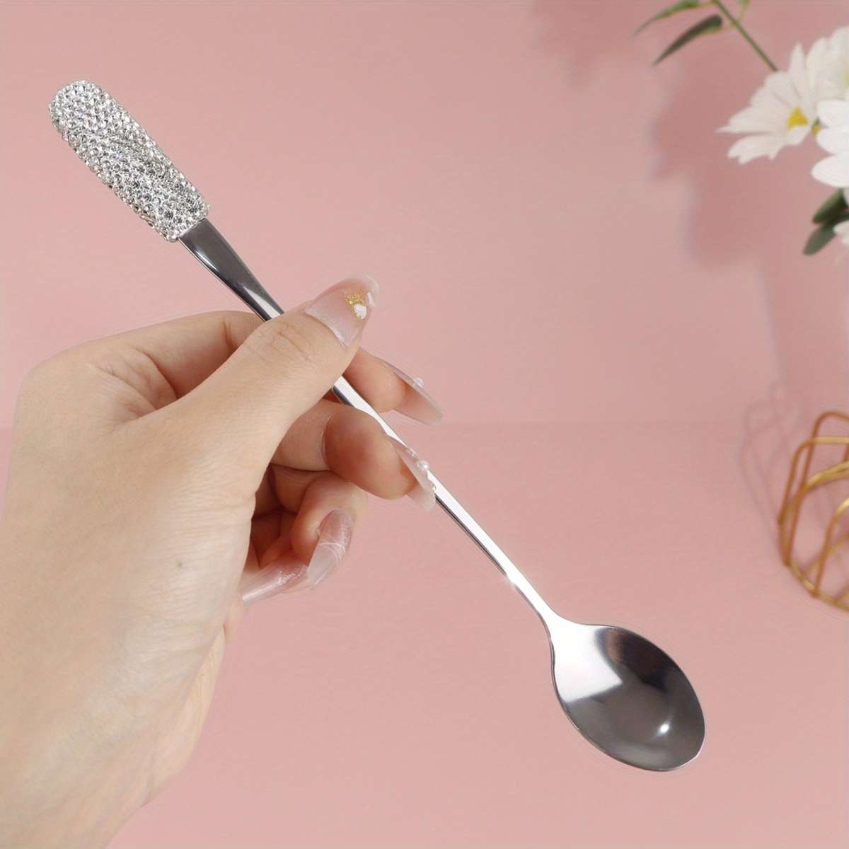 Kitchenware Items 1 Silver Scoop