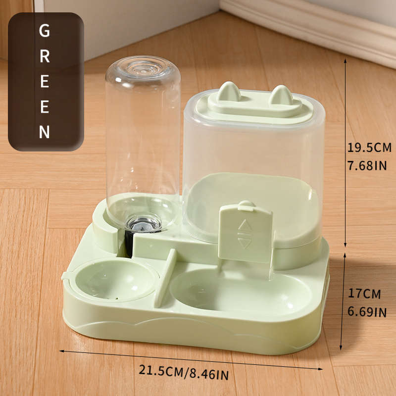 Pet supplies Model Green