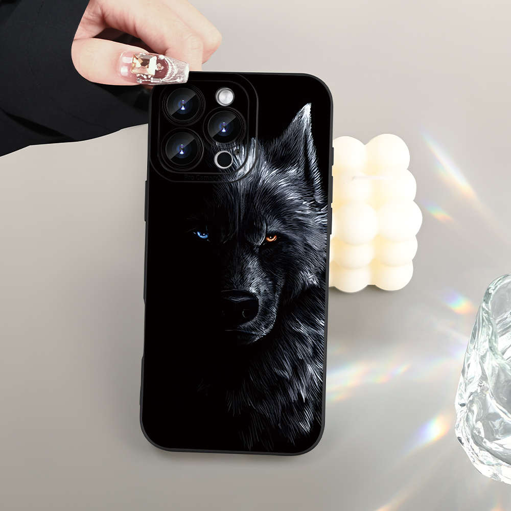 1Pc Black For iPhone 15 Wolf Pattern Phone Case